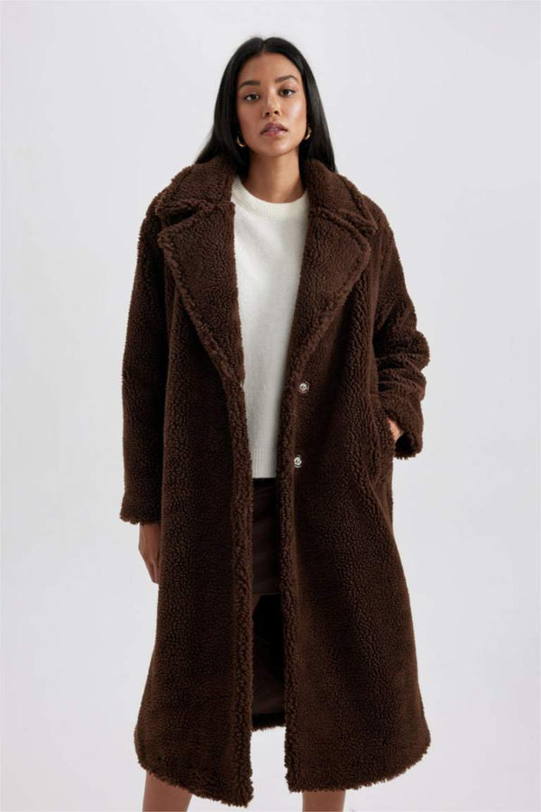 Women’s Wool Coat | Oversized Fit Lapel Collar